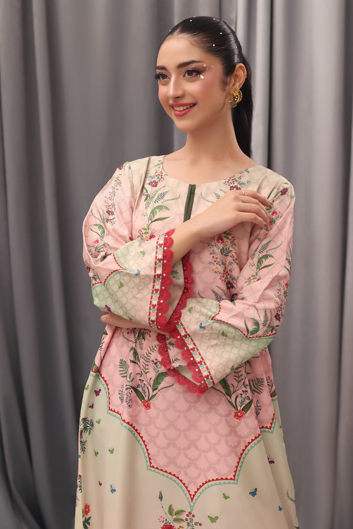 Fiora Kaftan